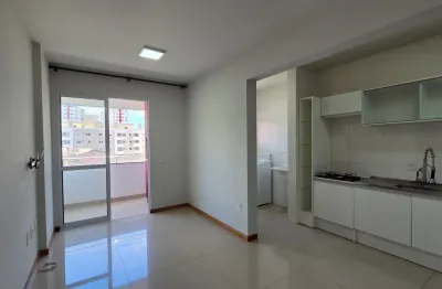 Alugo ap 2 quartos, 66m², semimobiliado, próximo ao bistek e colégio fórmula, pedra branca, palhoça - sc