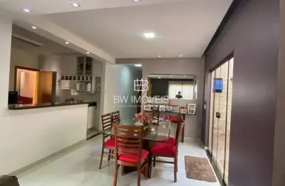 Casa alto padrão 3 quartos sendo 1 suíte com armários planejados  goiânia -go