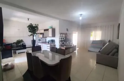 Casa, 3q 1 suíte, st sônia maria, quintal amplo, moradia ou investimento