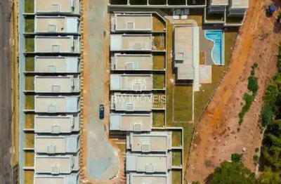 Sobrado 4 suítes pronto para morar lazer completo  em condomínio fechado