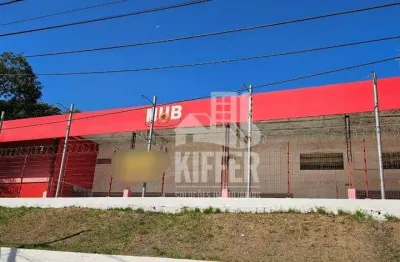 Loja/galpão com 1.630m² em localização estratégica | 70 vagas