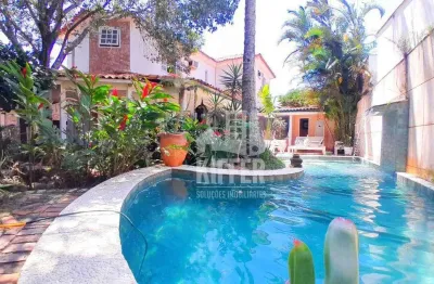 Casa com 3 quartos à venda. 206 m² por r$ 920.000 - maravista - niterói/rj