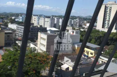 Apartamento com 2 quartos à venda na Travessa Beatriz Sá Couto, 20, Centro, São Gonçalo