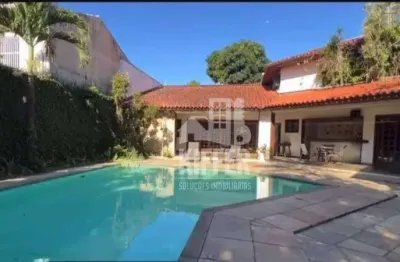 Casa com 4 quartos à venda, 685 m² por r$ 5.900.000 - são francisco - niterói/rj