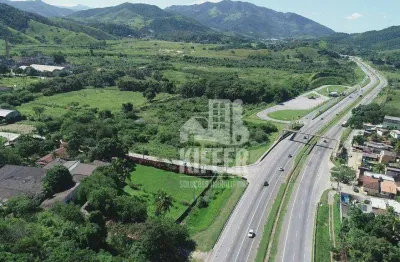 Área comercial com vocação para casa de repouso ou pusada, possibilidade de dezenas de leitor, frente para br 101,  no eixo entre itaborai e rio bonit