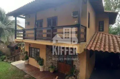 Casa duplex com 3 quartos, sendo 1 suíte, 198m², piscina, sauna, churrasqueira, garagem para 4 carros por r$ 890.000,00 - serra grande - niterói/rj