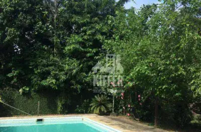 Casa a venda de 3 quartos em itaipu em área com 3.600 metros quadrados