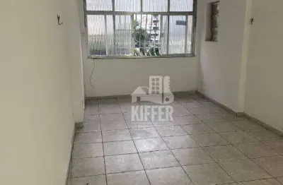 Apartamento amplo com 2 quartos e dependência em santa rosa – 1 lance de escada