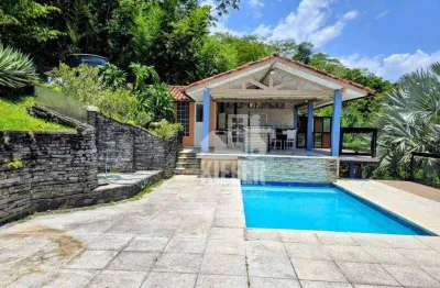 Casa com 3 quartos à venda, 400 m² por R$ 2.300.000 - Itaipu - Niterói/RJ