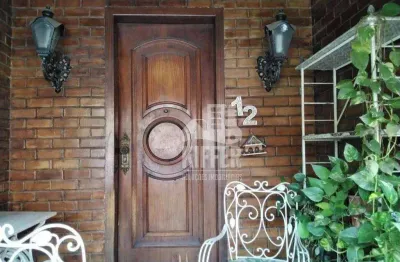 Casa com 3 dormitórios à venda, 206 m² por R$ 650.000,00 - Santa Rosa - Niterói/RJ