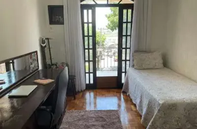 Casa com 3 quartos à venda, 275 m² por R$ 530.000 - Nova Cidade - São Gonçalo/RJ