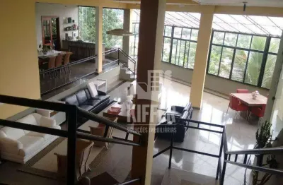 Casa espetacular com vista panorâmica, 4 suítes e lazer completo – serra da tiririca, niterói