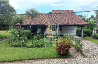 Casa de alto padrão em condomínio exclusivo | 5 quartos e lazer completo