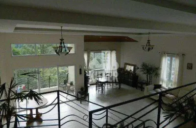Chácara ubá – casa com 3 suítes, varanda, jardim e espaço de lazer