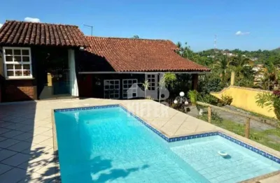 Casa com 3 quartos à venda, 350 m² por r$ 880.000 - mata paca - niterói/rj