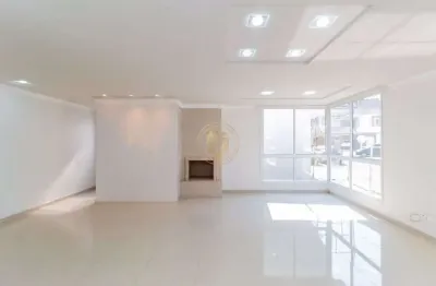 Casa com 4 suítes em condomínio fechado no butiatuvinha