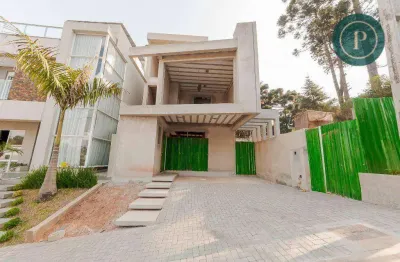 Casa com 3 quartos em condomínio clube no santa cândida