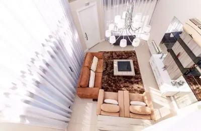 Casa em condomínio fechado com 4 dormitório no campo comprido