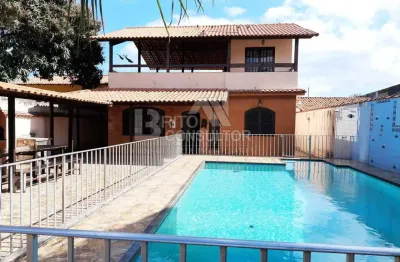 Alugo casa 5 qts, (sendo 3 suítes), piscina, quintal  - r$  3.500,00. jardim atlantico central - itaipuaçu /maricá.
