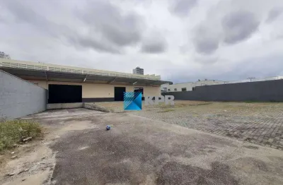 Galpão para alugar, 1776 m² - vila letônia - são josé dos campos/sp