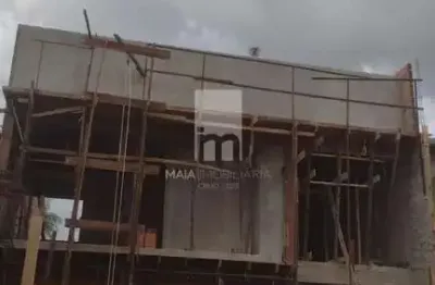 Vendo casa de alto padrão no condomínio jardim espanha