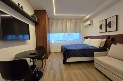 Loft com 1 quarto para alugar na rua casemiro de abreu, 576, bela vista, porto alegre, 28 m2 por r$ 3.200