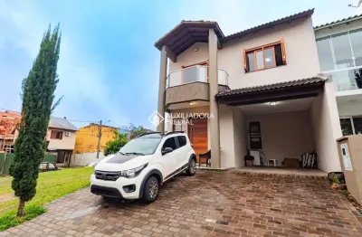 Casa em condomínio fechado com 3 quartos para alugar na rua deputado hugo mardini, 1780, passo das pedras, porto alegre, 140 m2 por r$ 4.500