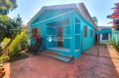Casa em condomínio fechado com 2 quartos para alugar na travessa são pedro, 100, vila ipiranga, porto alegre, 100 m2 por r$ 2.750
