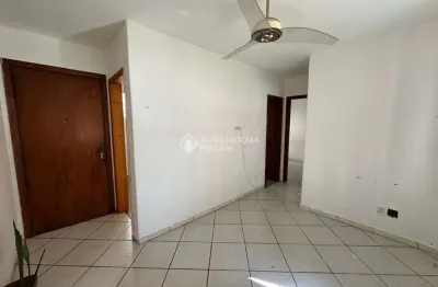 Apartamento com 2 quartos para alugar na rua roque calage, 180, passo da areia, porto alegre, 55 m2 por r$ 1.300