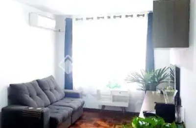 Apartamento com 2 quartos para alugar na rua eurico lara, 119, medianeira, porto alegre, 53 m2 por r$ 2.750