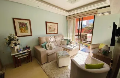 Apartamento com 3 quartos para alugar na Rua Carlos Silveira Martins Pacheco, 55, Cristo Redentor, Porto Alegre, 70 m2 por R$ 3.200