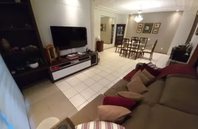 Apartamento com 4 quartos à venda na rua altamiro guimarães, 360, centro, florianópolis, 170 m2 por r$ 1.800.000