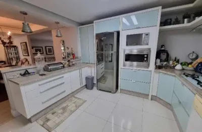 Casa com 3 quartos à venda na rua josé boiteux, 190, centro, florianópolis, 274 m2 por r$ 3.500.000