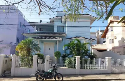Casa com 5 quartos à venda na rua laélia purpurata, 112, joão paulo, florianópolis, 285 m2 por r$ 2.400.000