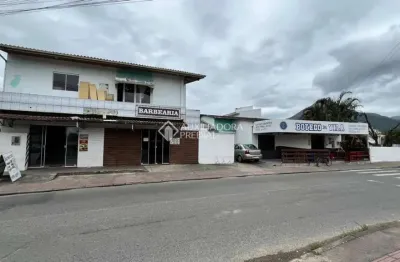 Casa comercial à venda na rua jorgino damásio espíndola, 1005, barra do aririú, palhoça, 300 m2 por r$ 1.299.000