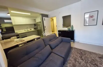 Apartamento com 1 quarto à venda na rua crispim mira, 405, centro, florianópolis, 49 m2 por r$ 840.000