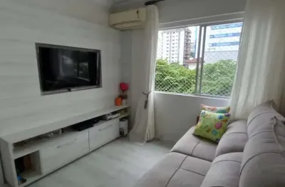 Apartamento com 2 quartos à venda na rua almirante alvim, 452, centro, florianópolis, 48 m2 por r$ 725.000