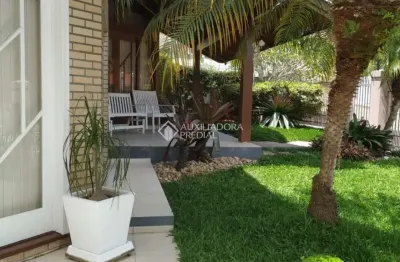 Casa com 4 quartos à venda na rua laélia purpurata, 96, joão paulo, florianópolis, 416 m2 por r$ 2.470.000