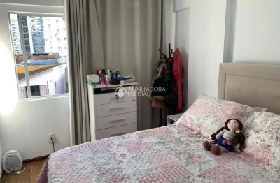 Apartamento com 2 quartos à venda na rua almirante alvim, 452, centro, florianópolis, 48 m2 por r$ 650.000