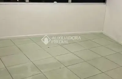 Sala comercial à venda na avenida prefeito osmar cunha, 15, centro, florianópolis, 41 m2 por r$ 480.000
