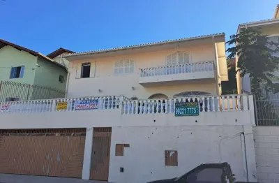 Casa com 10 quartos à venda na rua professora maria do patrocínio coelho, 234, pantanal, florianópolis, 425 m2 por r$ 2.100.000
