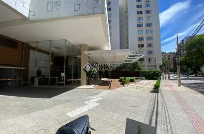 Sala comercial à venda na avenida professor othon gama d'eça, 677, centro, florianópolis, 120 m2 por r$ 2.200.000