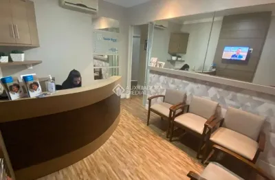Sala comercial à venda na rua jerônimo coelho, 383, centro, florianópolis, 54 m2 por r$ 370.000
