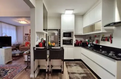 Apartamento com 2 quartos à venda na avenida prefeito osmar cunha, 525, centro, florianópolis, 108 m2 por r$ 820.000