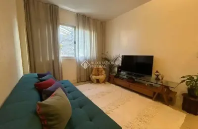 Apartamento com 2 quartos à venda na avenida prefeito osmar cunha, 105, centro, florianópolis, 75 m2 por r$ 625.000