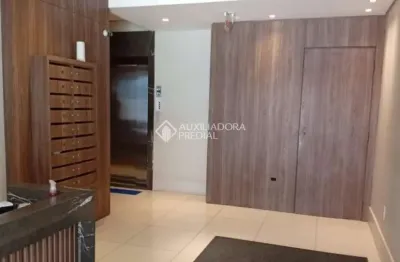 Sala comercial à venda na rua crispim mira, 184, centro, florianópolis, 38 m2 por r$ 450.000