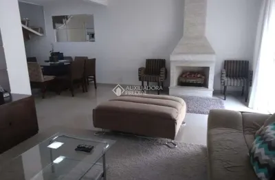Casa em condomínio fechado com 3 quartos à venda na avenida miro vetorazzo, 115, demarchi, são bernardo do campo, 208 m2 por r$ 2.490.000