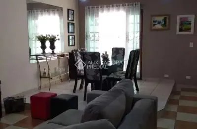 Casa com 3 quartos à venda na rua alcino vieira de andrade, 103, parque são vicente, mauá, 205 m2 por r$ 700.000