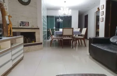 Casa com 3 quartos à venda na da pátria, 835, vila magini, mauá, 228 m2 por r$ 750.000