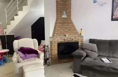 Casa com 3 quartos à venda na rua antônio fregonesi, 143, nova petrópolis, são bernardo do campo, 225 m2 por r$ 1.000.000